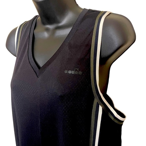 EUC Diadora sporty dress, black with green and white stripes, size Large. - Picture 2 of 7